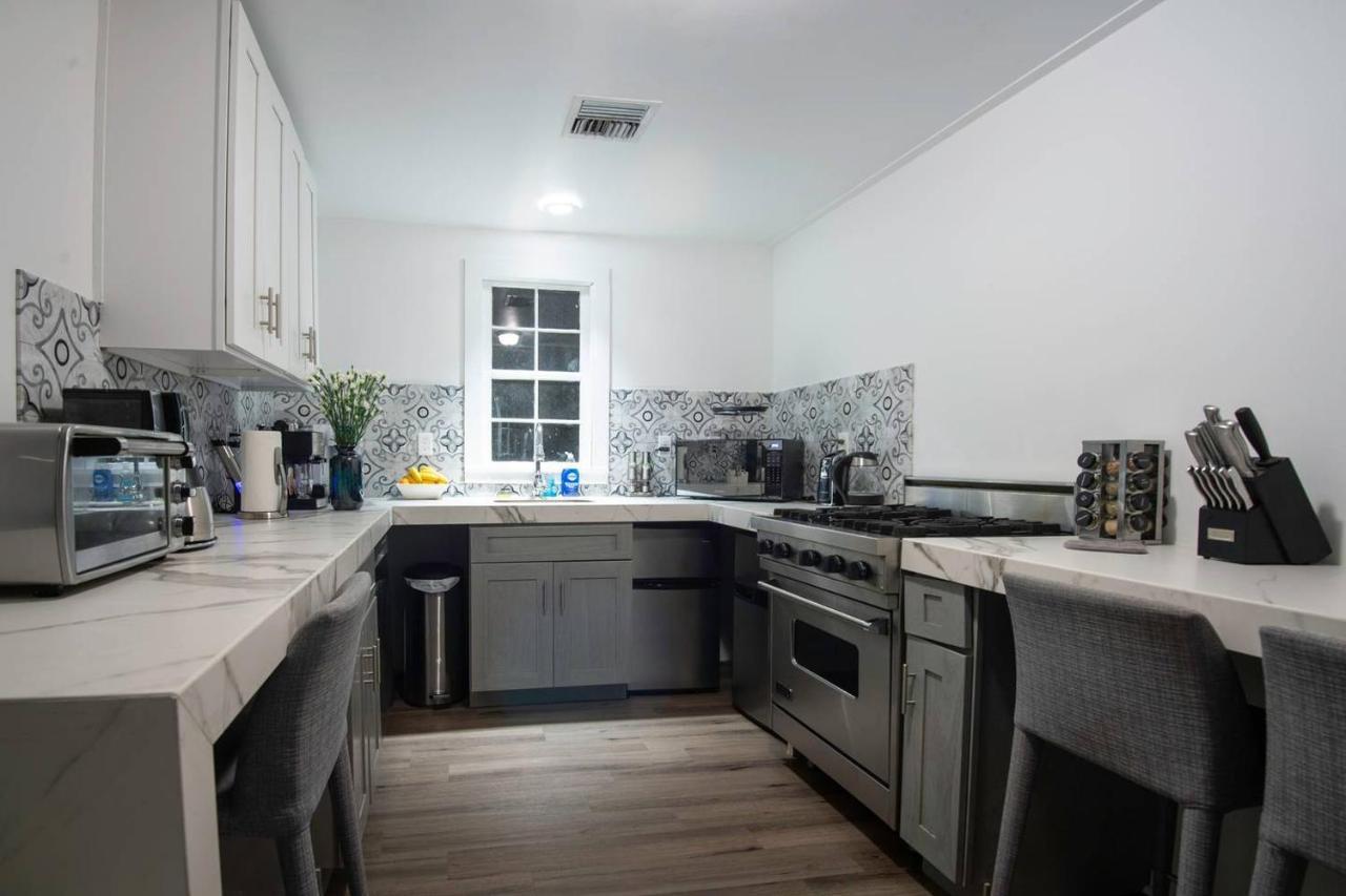 4 Bedroom - Sleeps 8! Celebrity Villa Next To Frenchman St New Orleans Ngoại thất bức ảnh